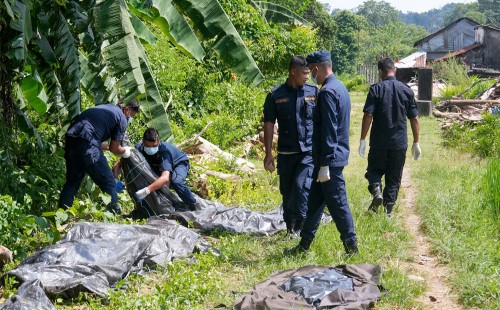 ডিএনএ নমুনা রেখে পরিচয় বিহীন লাশ দাফন করছে নেপাল